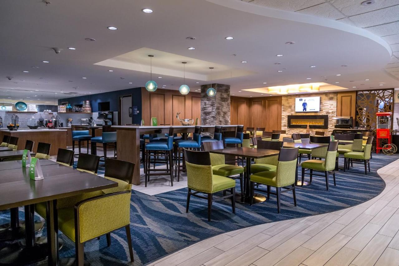 Holiday Inn & Suites Syracuse Airport - Liverpool By Ihg Zewnętrze zdjęcie