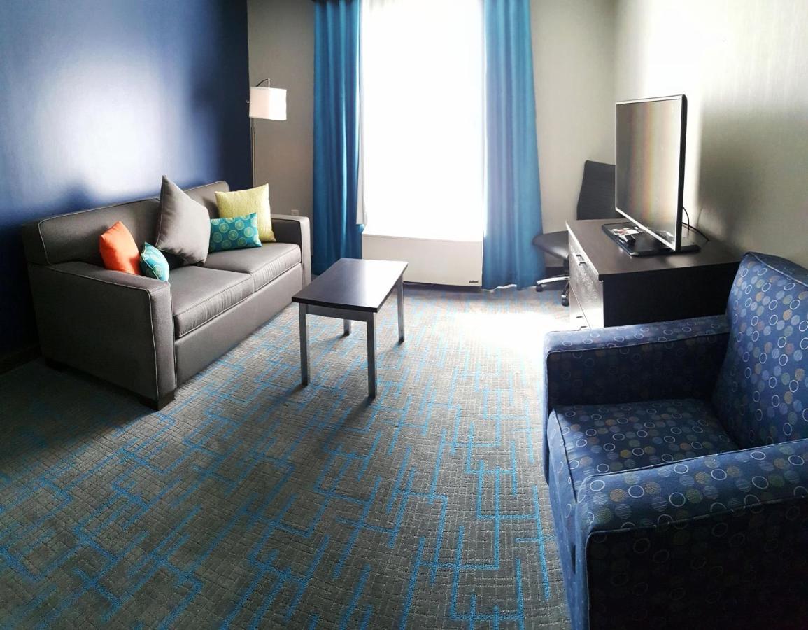 Holiday Inn & Suites Syracuse Airport - Liverpool By Ihg Zewnętrze zdjęcie