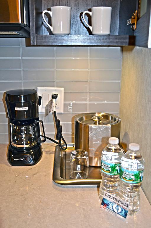 Holiday Inn & Suites Syracuse Airport - Liverpool By Ihg Zewnętrze zdjęcie