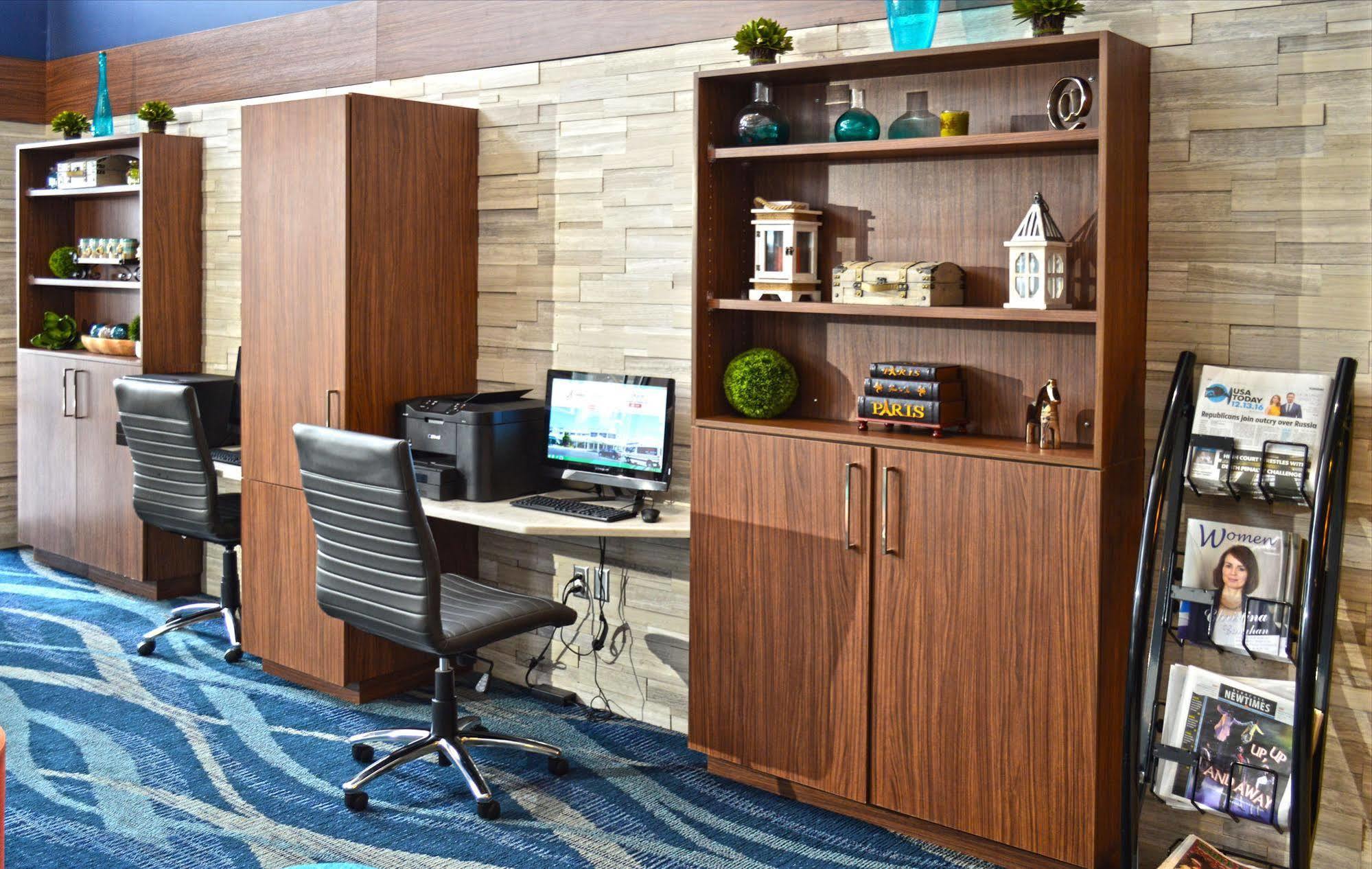 Holiday Inn & Suites Syracuse Airport - Liverpool By Ihg Zewnętrze zdjęcie