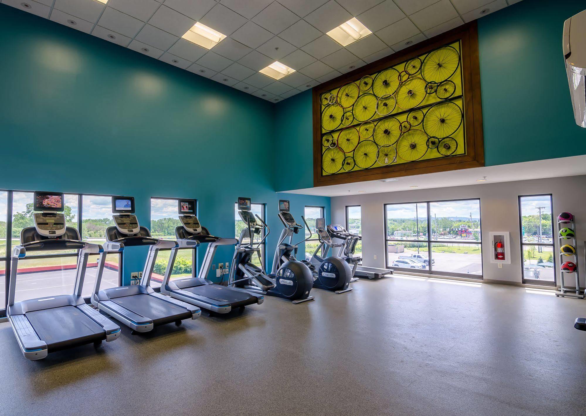Holiday Inn & Suites Syracuse Airport - Liverpool By Ihg Zewnętrze zdjęcie